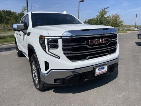 Used 2023 GMC Sierra 1500 SLT image 7