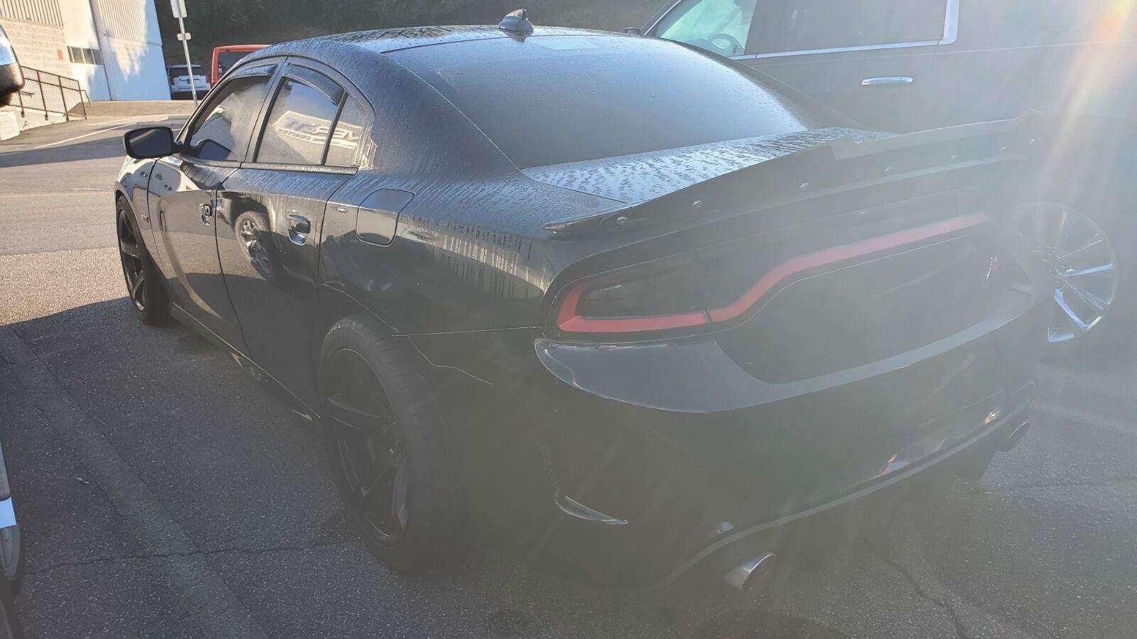 Used 2018 Dodge Charger R/T Scat Pack w/ Beats Audio Group RWD image 8