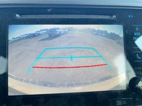 Used 2019 Toyota Tacoma TRD Off-Road AWD/4WD image 14