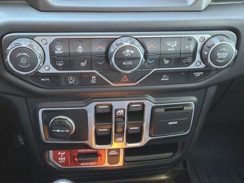 Used 2020 Jeep Gladiator Mojave image 22