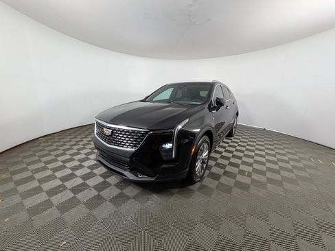 Certified 2024 Cadillac XT4 Premium Luxury w/ Cold Weather Package image 29