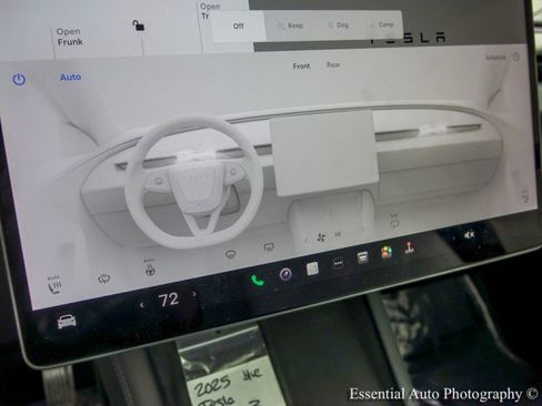 Used 2025 Tesla Model 3 Long Range AWD/4WD image 34