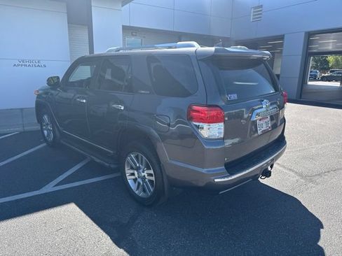 Used 2013 Toyota 4Runner Limited AWD/4WD image 3