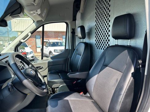 Used 2021 Ford Transit 250 Medium Roof RWD image 17