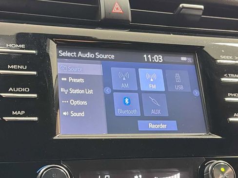 Certified 2019 Toyota Camry SE FWD image 18