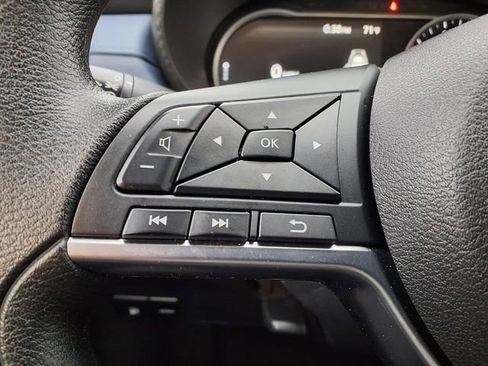 Used 2024 Nissan Versa SV w/ Trunk Package FWD image 12