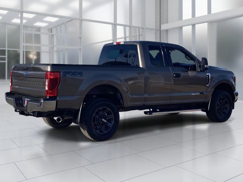 Used 2018 Ford F250 XLT w/ XLT Value Package image 6