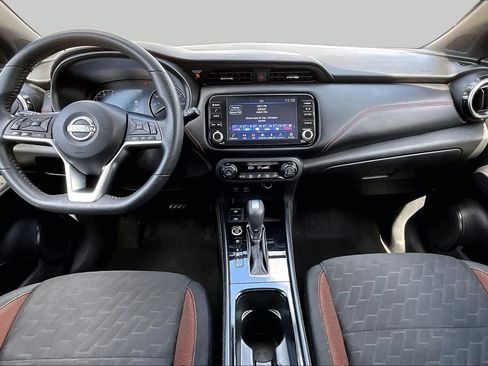 Used 2024 Nissan Kicks SR FWD image 15