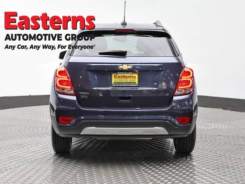 Used 2019 Chevrolet Trax LT FWD image 6
