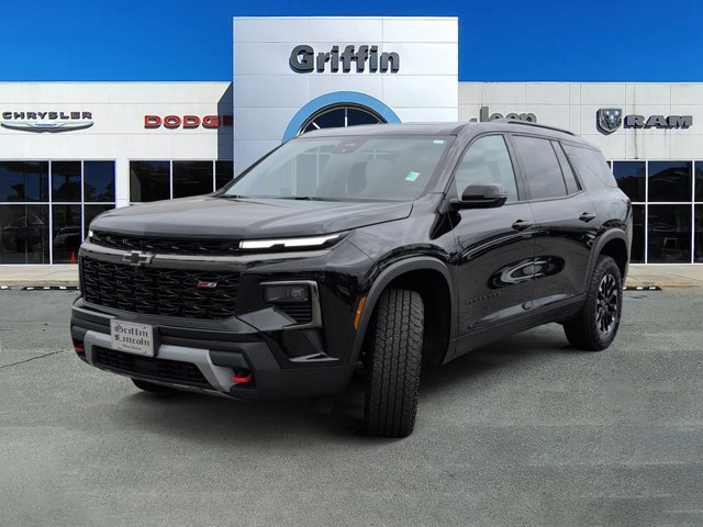 Used 2026 Chevrolet Traverse Z71 w/ LPO, Floor Liner Package AWD/4WD image 11