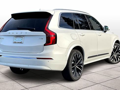 New 2026 Volvo XC90 T8 Ultra image 4