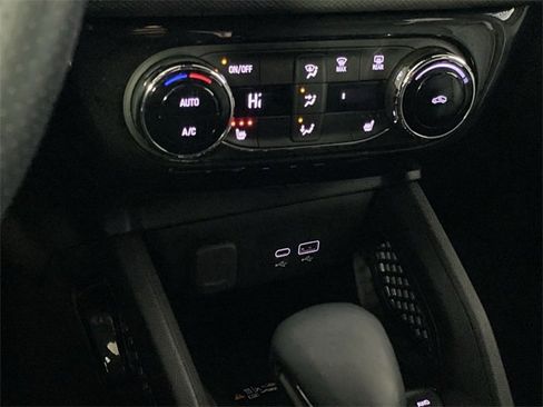 Certified 2025 Chevrolet TrailBlazer RS w/ Convenience Package image 22