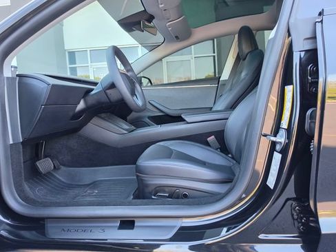 Used 2025 Tesla Model 3 Long Range RWD image 19