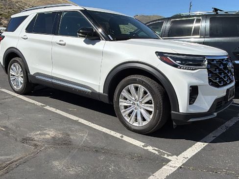 Used 2025 Ford Explorer Platinum w/ LUX Leather Package image 1