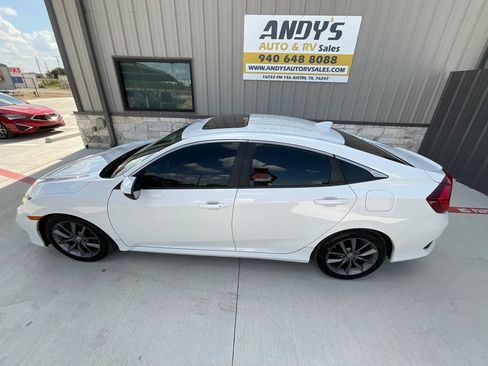 Used 2020 Honda Civic EX image 16