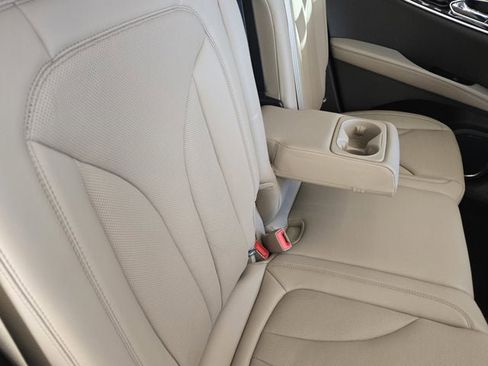 Used 2023 Lincoln Nautilus Reserve w/ Equipment Group 201A image 10