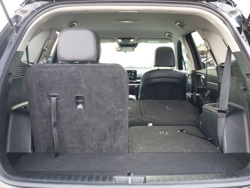 Certified 2024 Kia Sorento S image 28