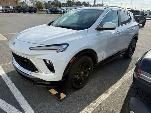 Used 2026 Buick Encore GX Sport Touring w/ Comfort Package image 1