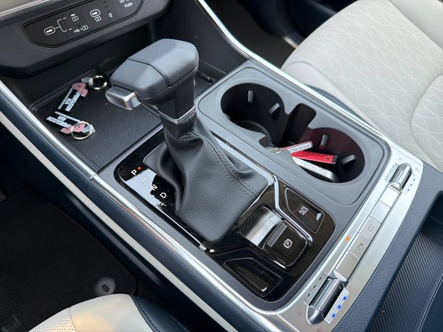 New 2027 Kia Carnival SX w/ Dark Edition Package FWD image 15