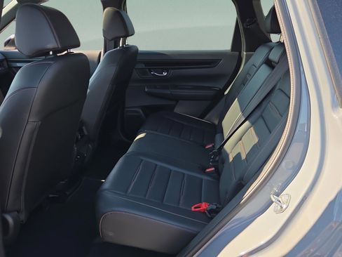 Used 2025 Honda CR-V Sport-L image 14