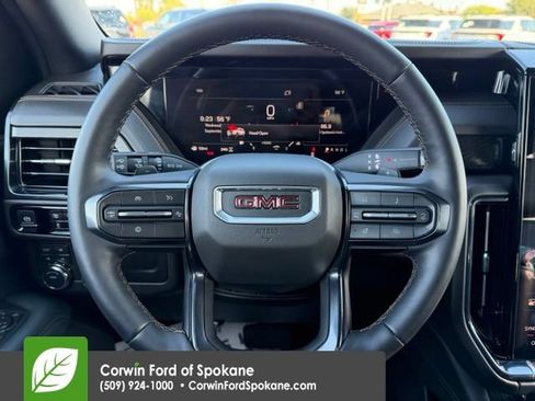Used 2025 GMC Yukon XL AT4 w/ AT4 Premium Package AWD/4WD image 24