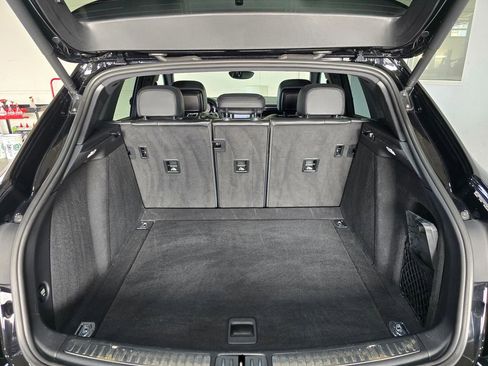 Used 2018 Porsche Macan S image 29