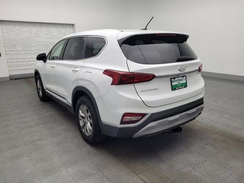 Used 2019 Hyundai Santa Fe SE image 5