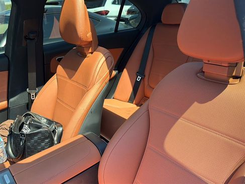 Used 2026 Mercedes-Benz C 300 4MATIC Sedan image 8