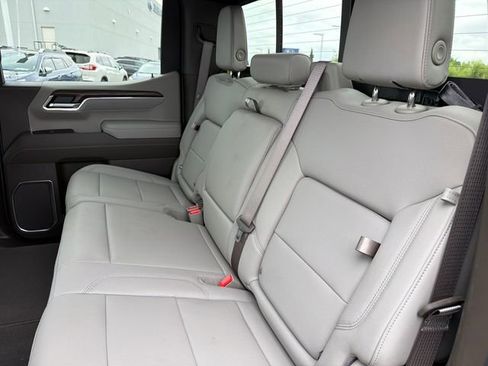 New 2026 GMC Sierra 1500 SLT AWD/4WD image 22
