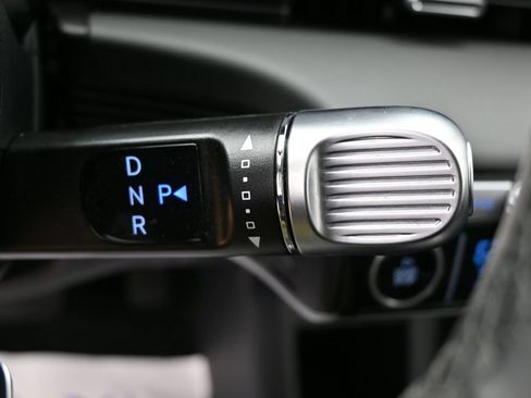Used 2024 Hyundai Ioniq 5 SE RWD image 18