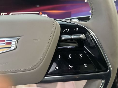 Used 2025 Cadillac Escalade Premium Luxury Platinum w/ LPO, Floor Liner Package image 18