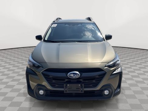 Used 2025 Subaru Outback Premium w/ Popular Package #1A AWD/4WD image 9