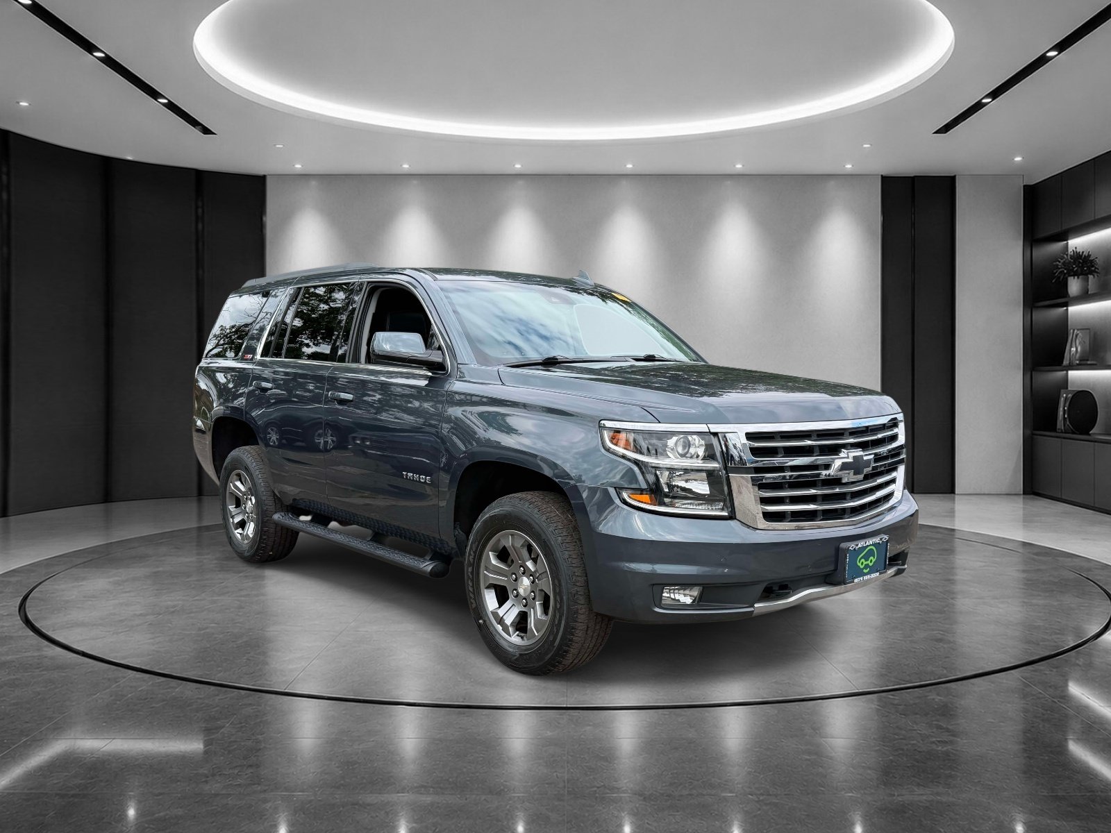Used 2019 Chevrolet Tahoe LT w/ Off-Road Package AWD/4WD image 2