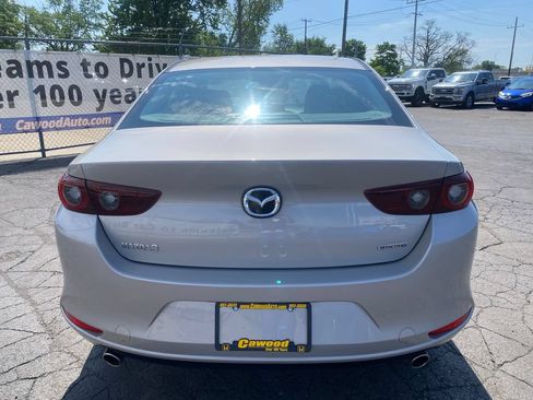 Used 2025 MAZDA MAZDA3 Sedan w/ Select Sport Package FWD image 3