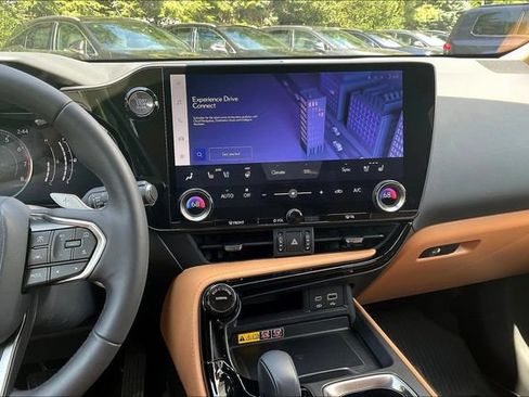 Used 2025 Lexus NX 350 AWD w/ Premium Package image 9