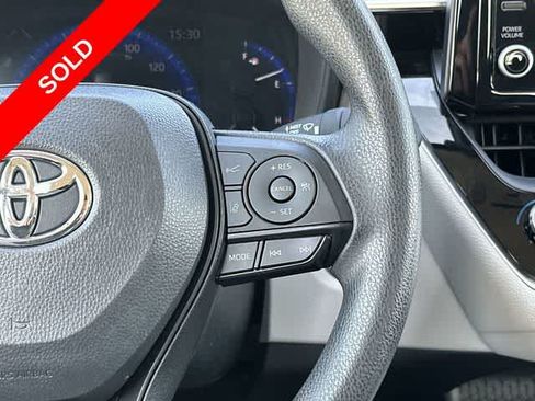 Used 2022 Toyota Corolla LE FWD image 9