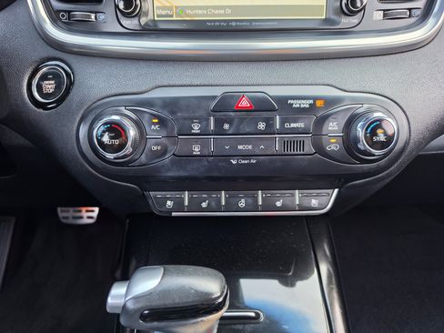Used 2018 Kia Sorento SX FWD image 35