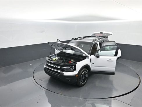 New 2025 Ford Bronco Sport Outer Banks w/ Outer Banks Tech Package+ image 42