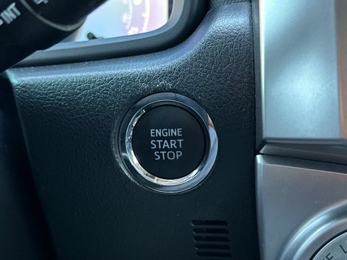 Used 2022 Toyota 4Runner SR5 Premium AWD/4WD image 21