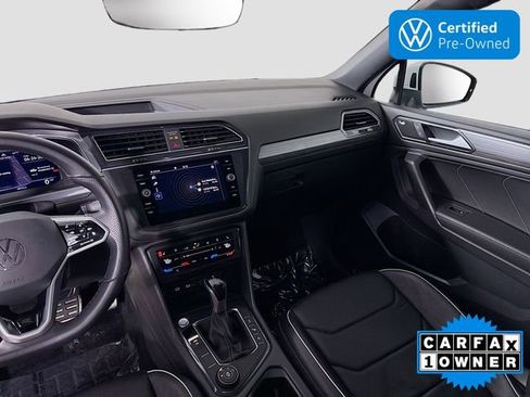 Certified 2022 Volkswagen Tiguan SEL R-Line AWD/4WD image 25