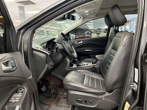 Used 2019 Ford Escape SEL AWD/4WD image 14