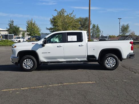 Used 2024 Chevrolet Silverado 2500 LT image 5