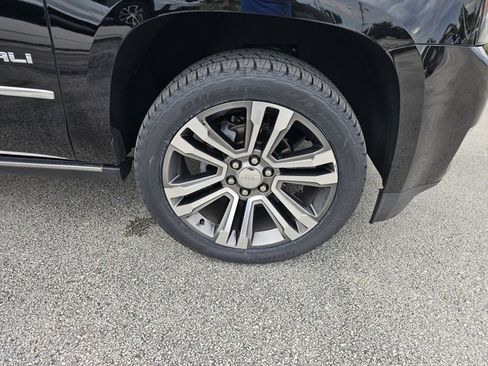 Used 2018 GMC Yukon Denali w/ Denali Ultimate Package image 12