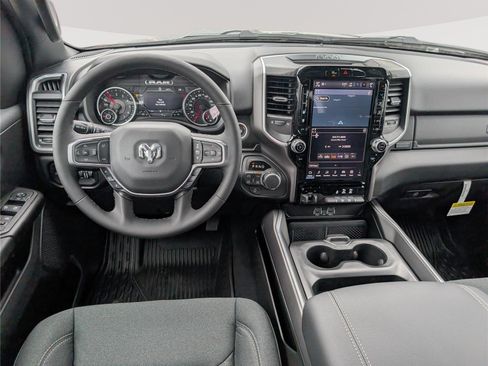 New 2026 RAM 1500 Big Horn AWD/4WD image 12