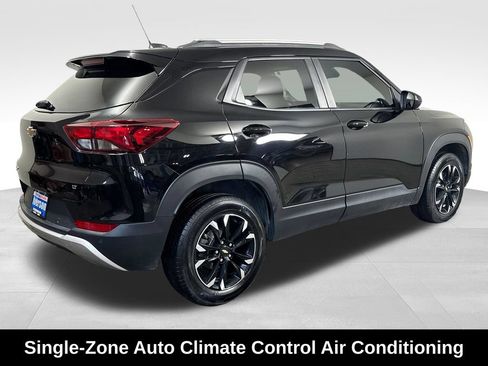 Used 2022 Chevrolet TrailBlazer LT w/ Premium Seating Package AWD/4WD image 12