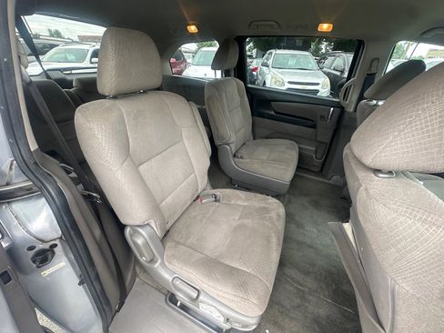 Used 2014 Honda Odyssey LX image 13