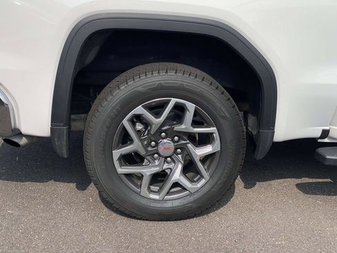 Used 2024 GMC Sierra 1500 SLT w/ SLT Convenience Package AWD/4WD image 3