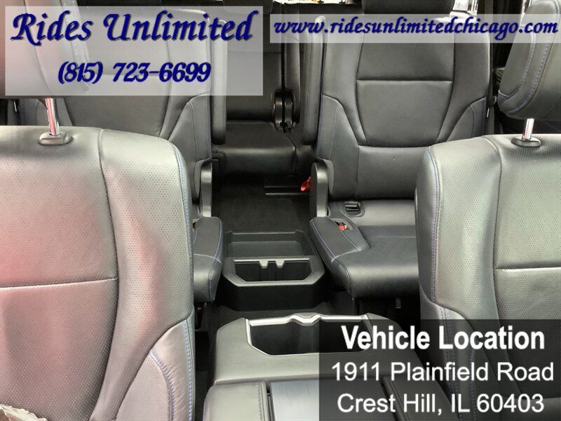 Used 2023 Toyota Sequoia Platinum AWD/4WD image 10