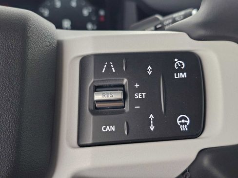 New 2026 Land Rover Defender 110 S AWD/4WD image 28