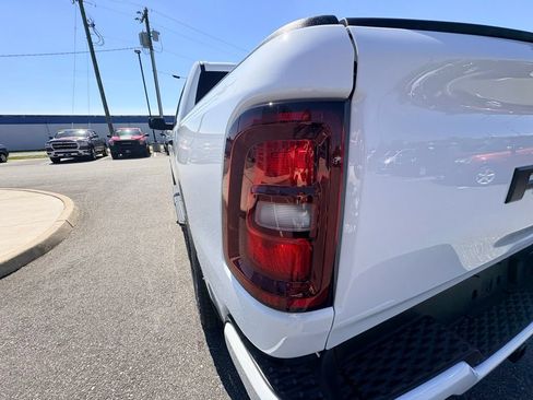 New 2026 RAM 1500 Express AWD/4WD image 6